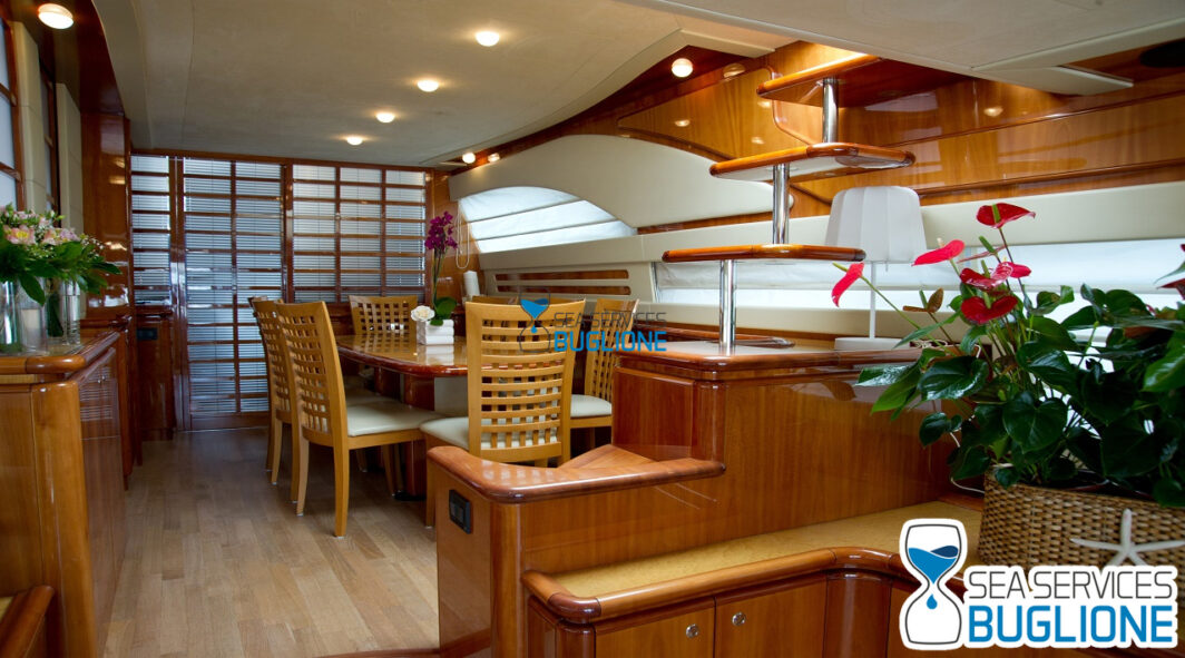 Ferretti 760 Yacht for Charter - immagine 17