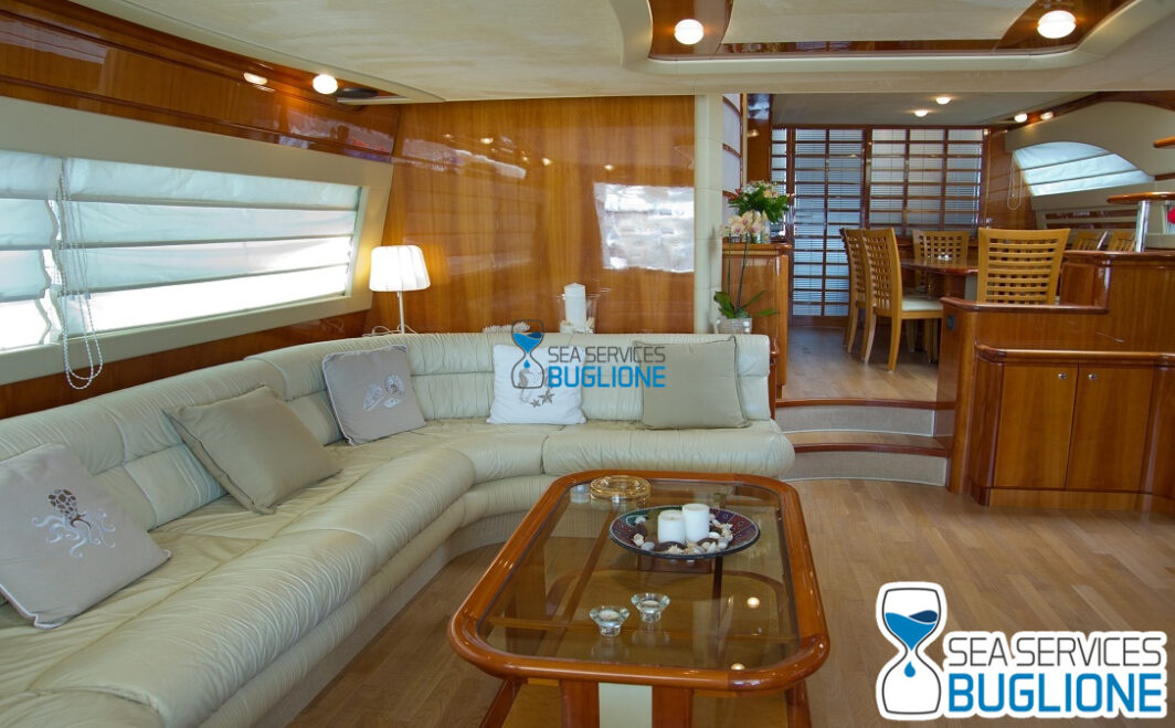 Ferretti 760 Yacht for Charter - immagine 18