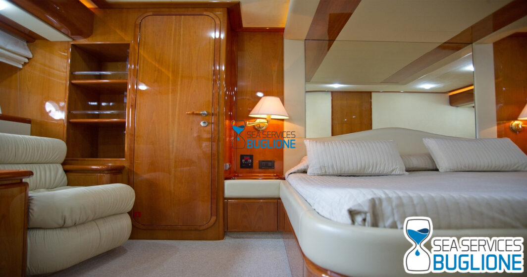 Ferretti 760 Yacht for Charter - immagine 22