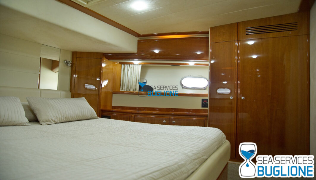 Ferretti 760 Yacht for Charter - immagine 23