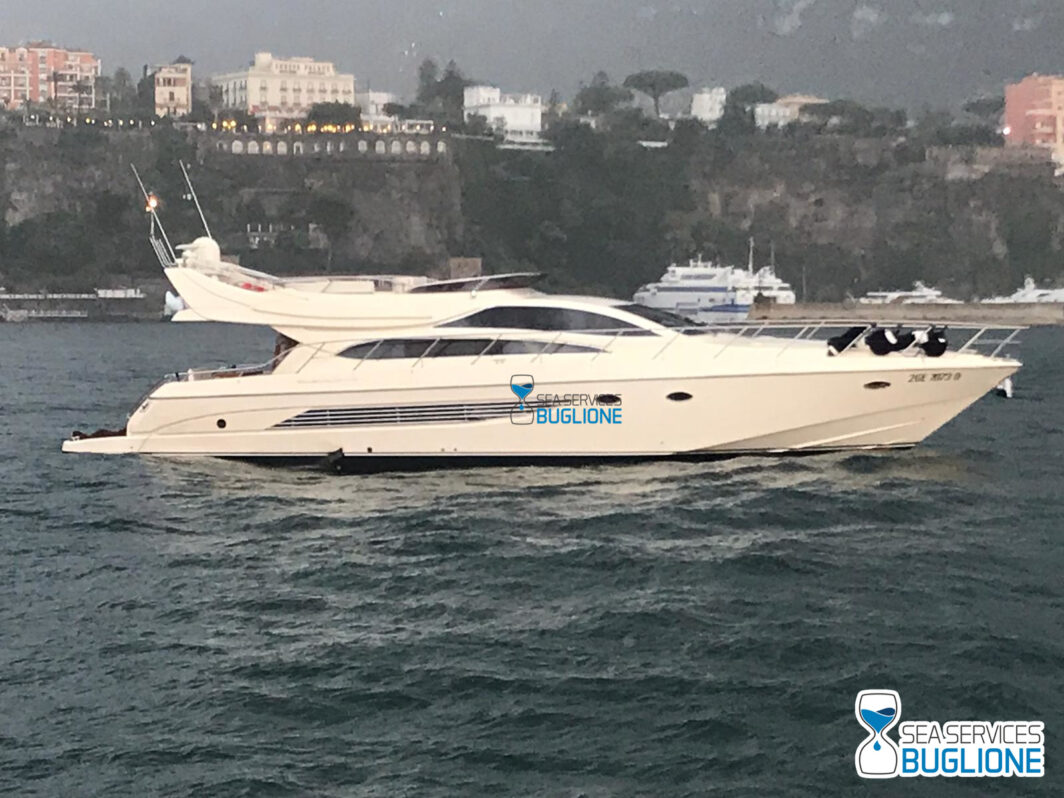 Riva Dolcevita 70 Yacht For Charter - immagine 2