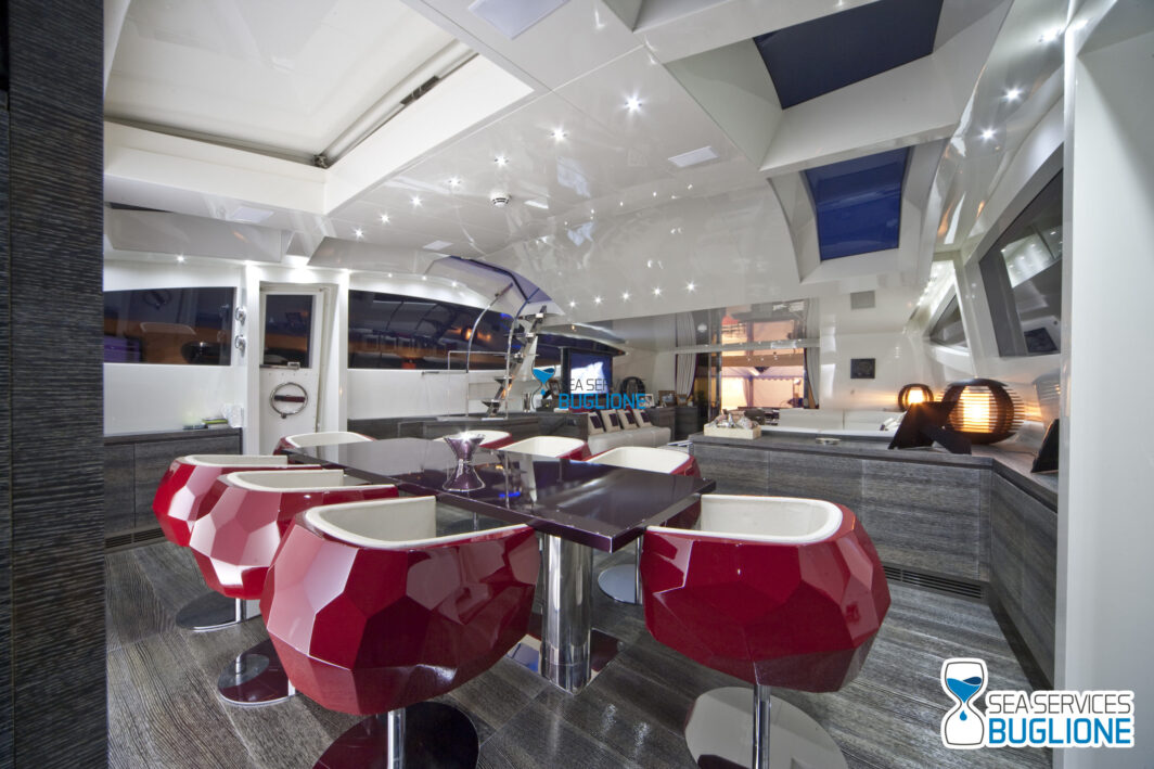 Toby Cerri 102 Yacht For Charter - immagine 7