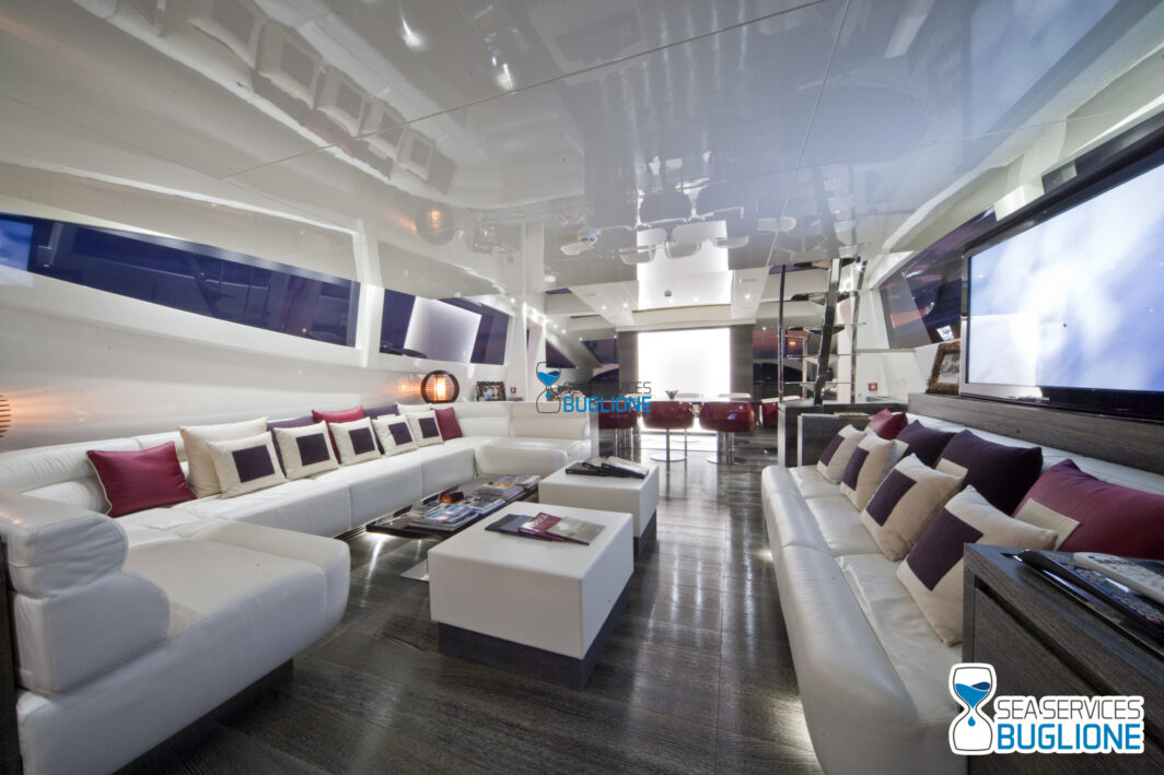 Toby Cerri 102 Yacht For Charter - immagine 8
