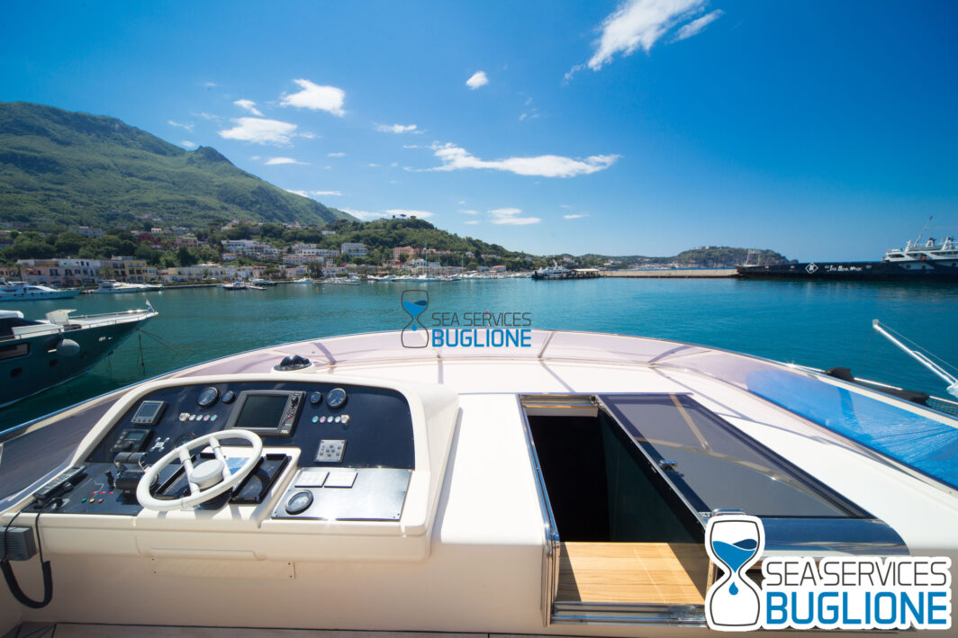 Riva Opera 80 Yacht for Charter - immagine 3