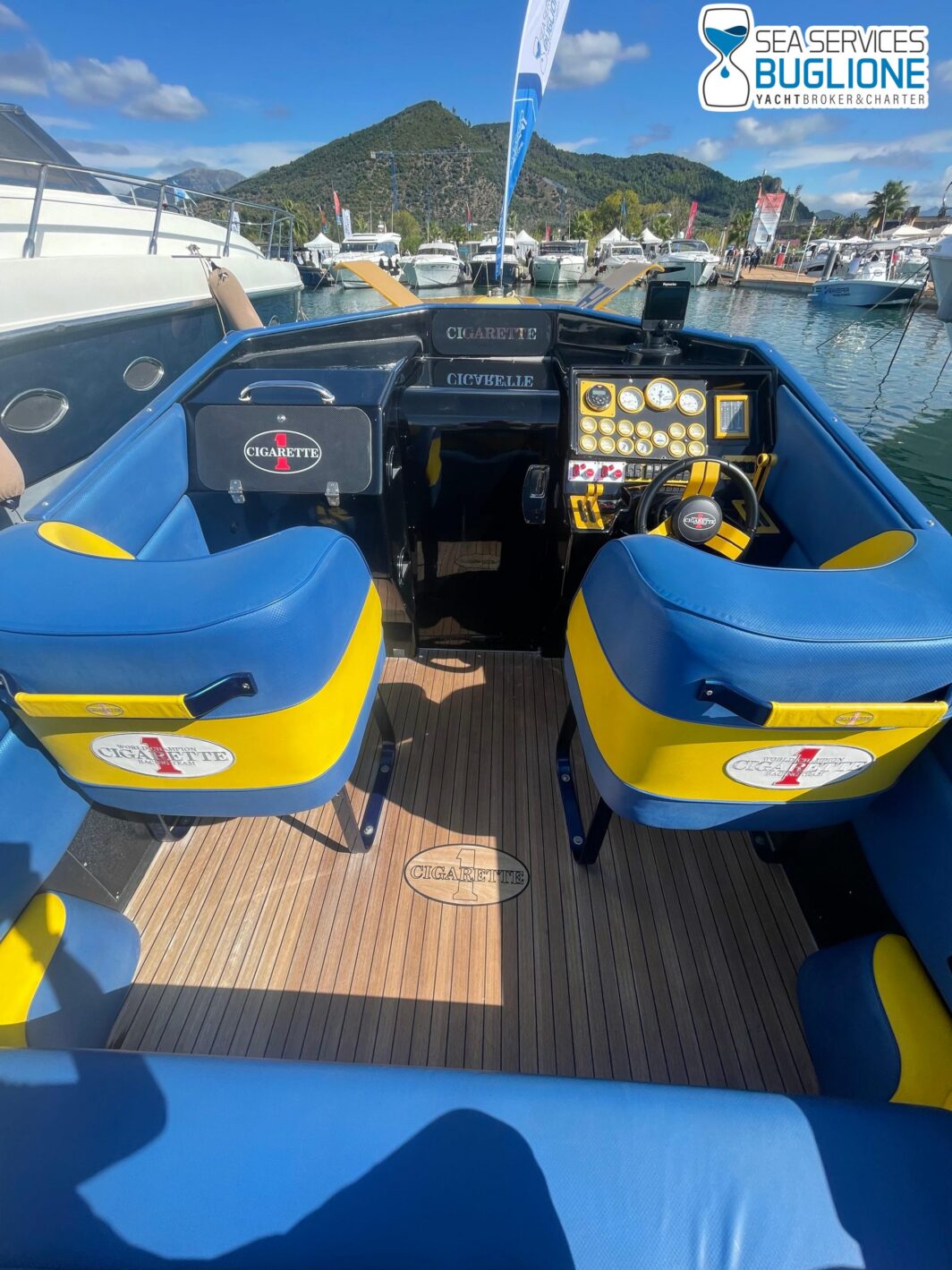 Cigarette Cafe Race 35' - immagine 17