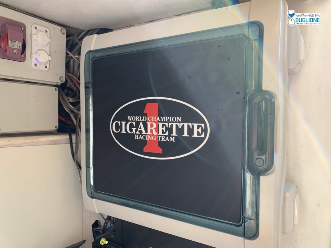 Cigarette Cafe Race 35' - immagine 27
