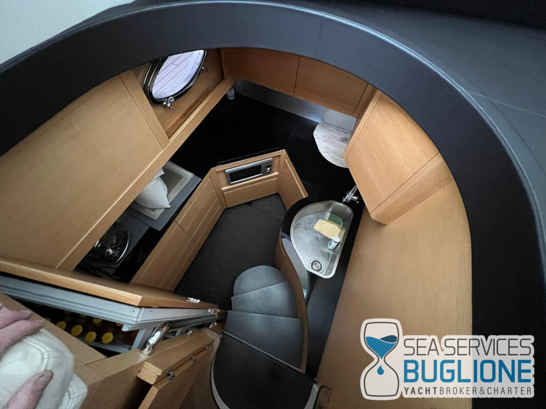 Pershing 64' - immagine 15