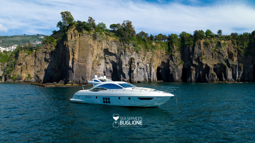 AZIMUT 62'S