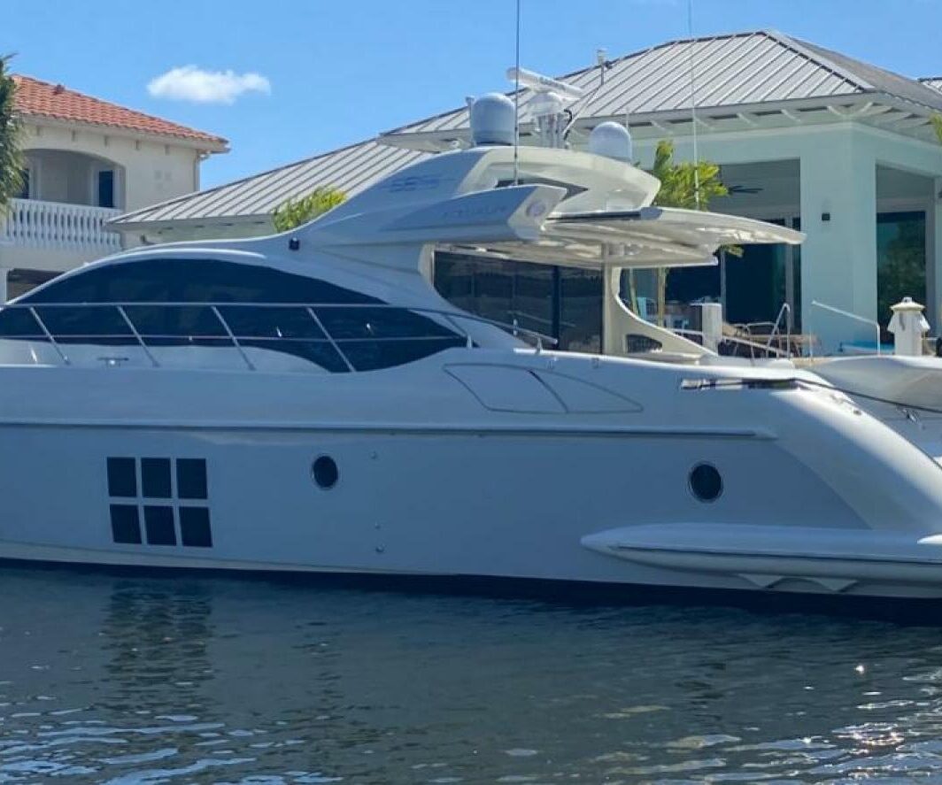 Azimut 68s
